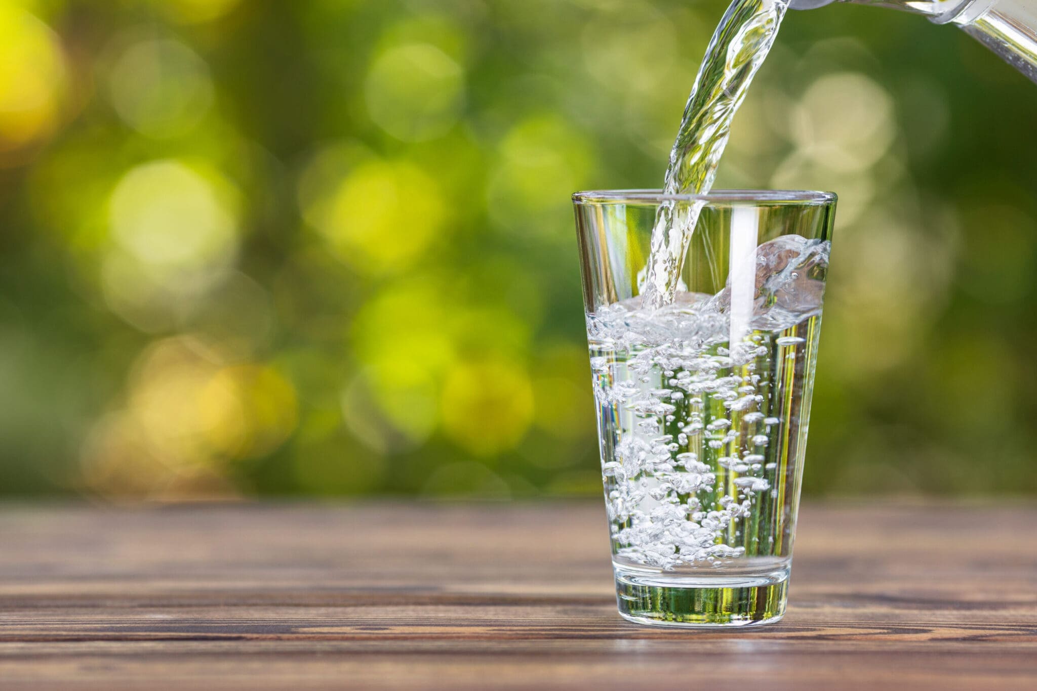 10-benefits-of-drinking-water-unislim