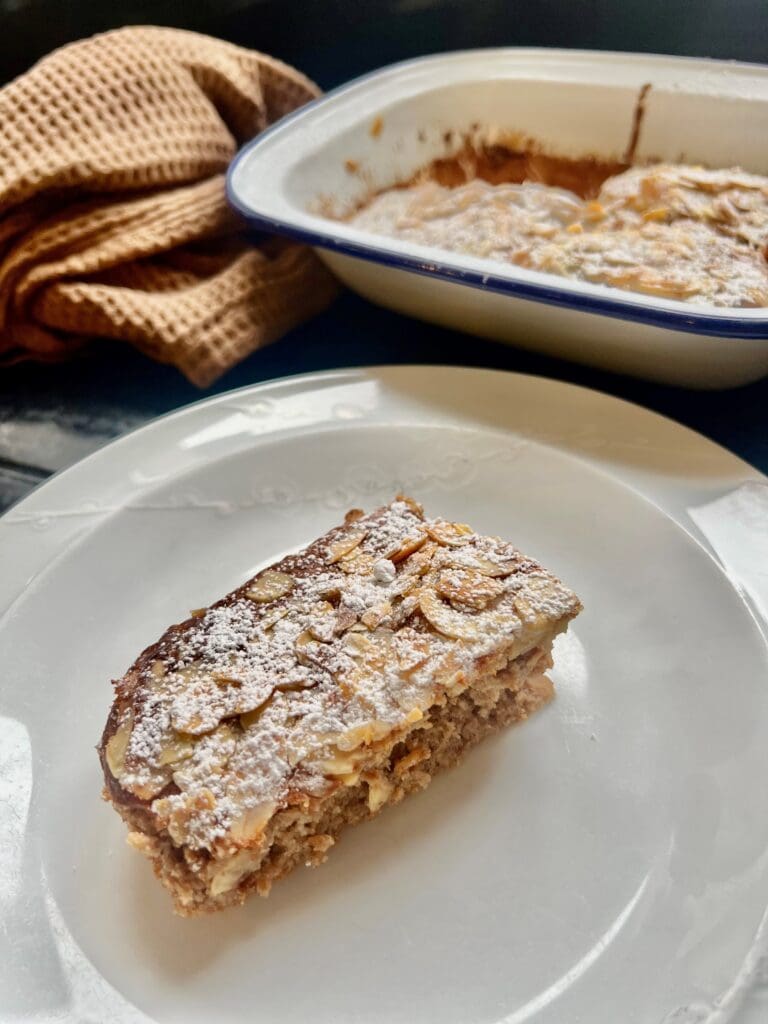 Almond Croissant Baked Oats